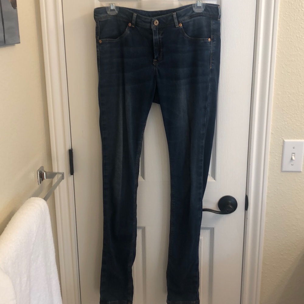 H&M Feathersoft Jeggings